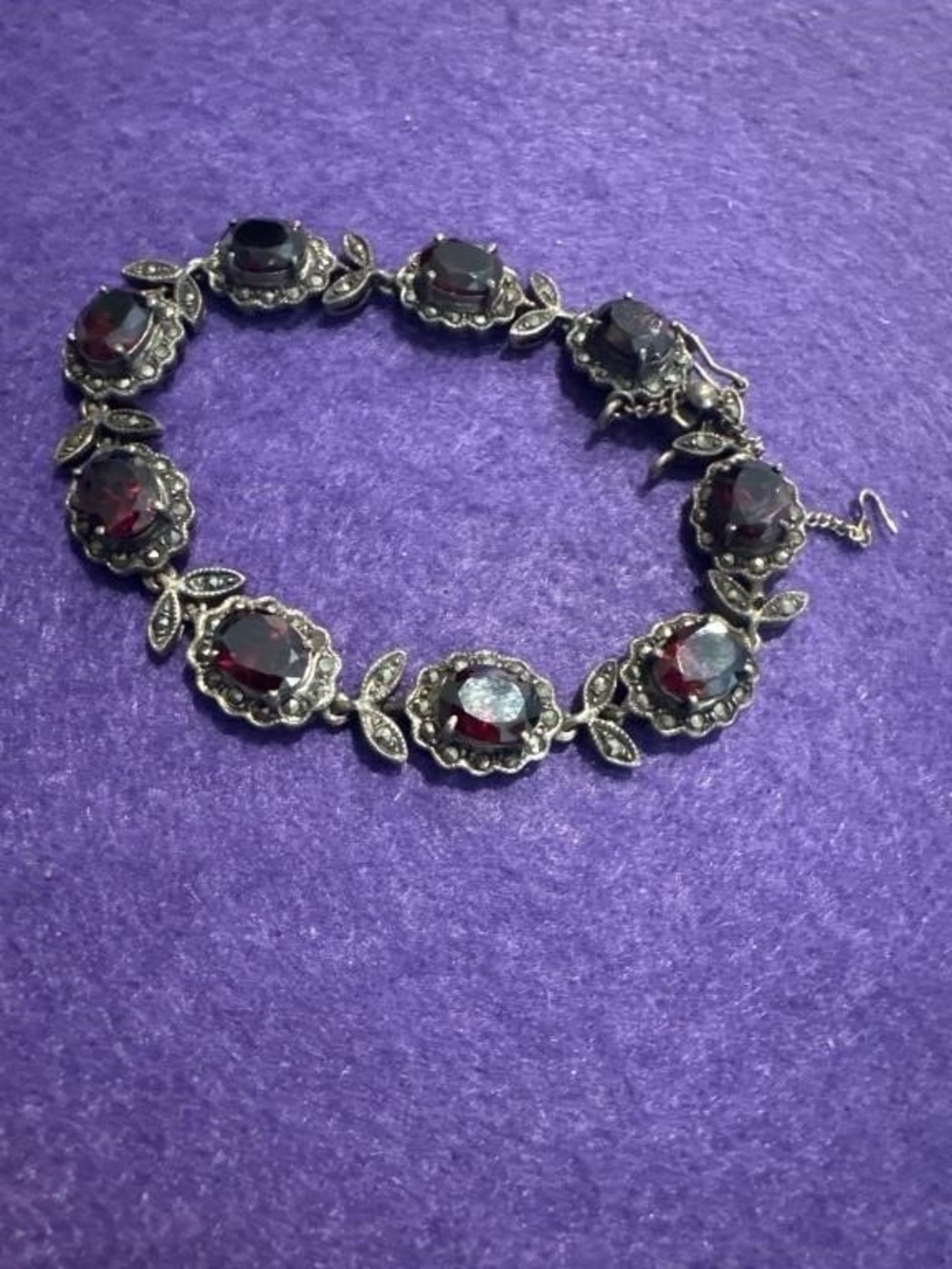 Vintage 8” Sterling Silver Red Garnet Marcasite Link Bracelet Heart Clasp